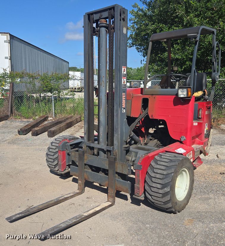 2015 Moffett M8 55.3 forklift - DU7768