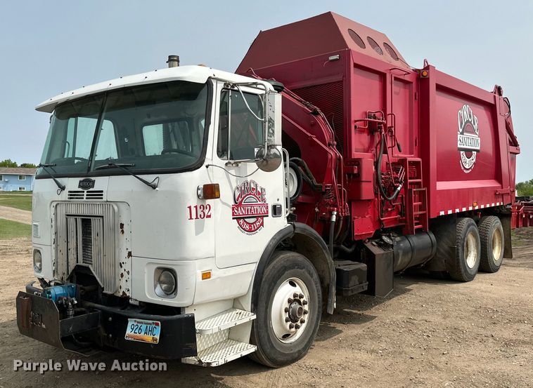 2004 AutoCar Xpeditor refuse truck - EB2615