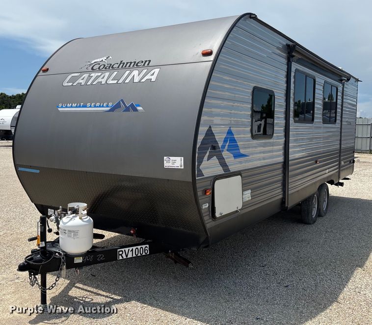 2022 Forest River Coachmen Catalina Summit Series camper - EC3665