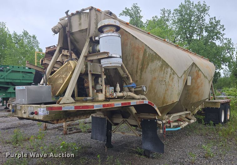 1972 Trailmobile B32C5CDS pneumatic dry bulk trailer - EC4268
