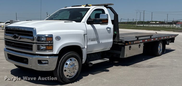 2023 Chevrolet  Silverado 6500HD rollback truck - ED5579