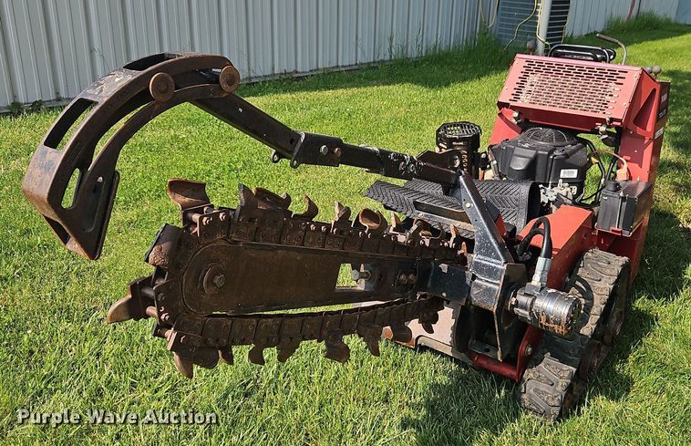 Toro TRX-20 trencher - EJ0076