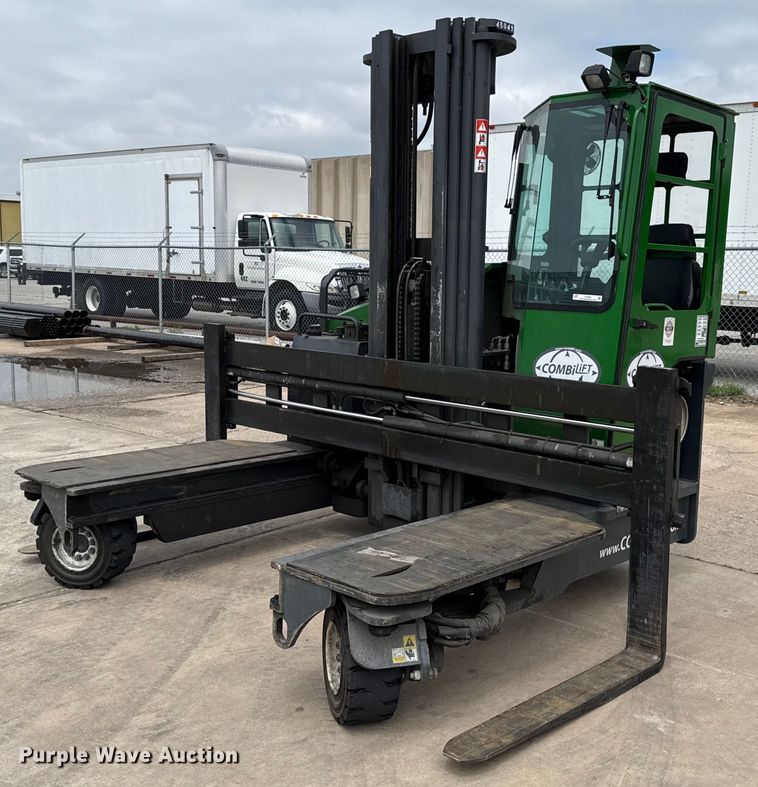 2016 CombiLift C8000 forklift - EJ4681