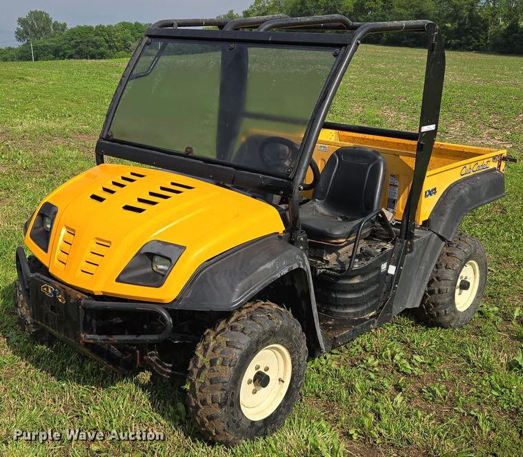 2003 Cub Cadet Volunteer utility vehicle - EM7483