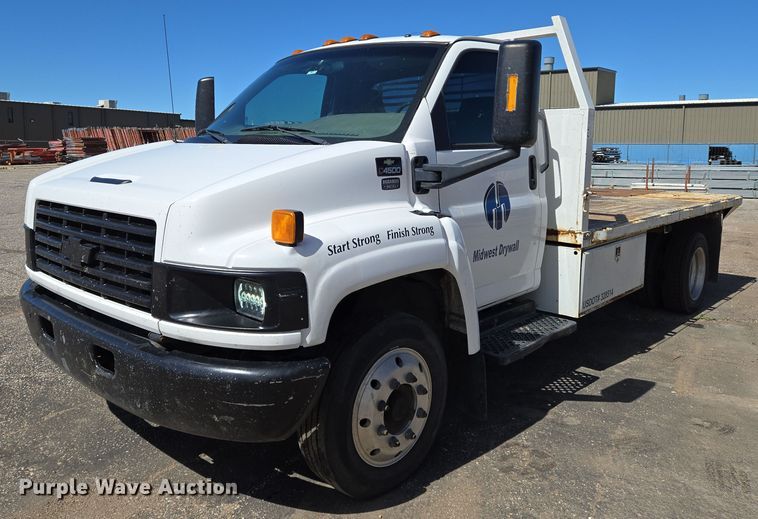 2005 Chevrolet  C4500 flatbed truck - EO0840
