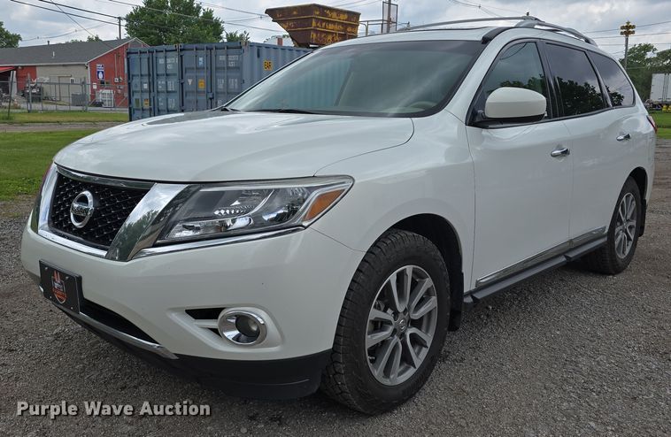 2014 Nissan Pathfinder SL SUV - EO1029