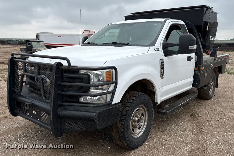 2022 Ford F250 Super Duty XL bale bed pickup truck - EQ4933