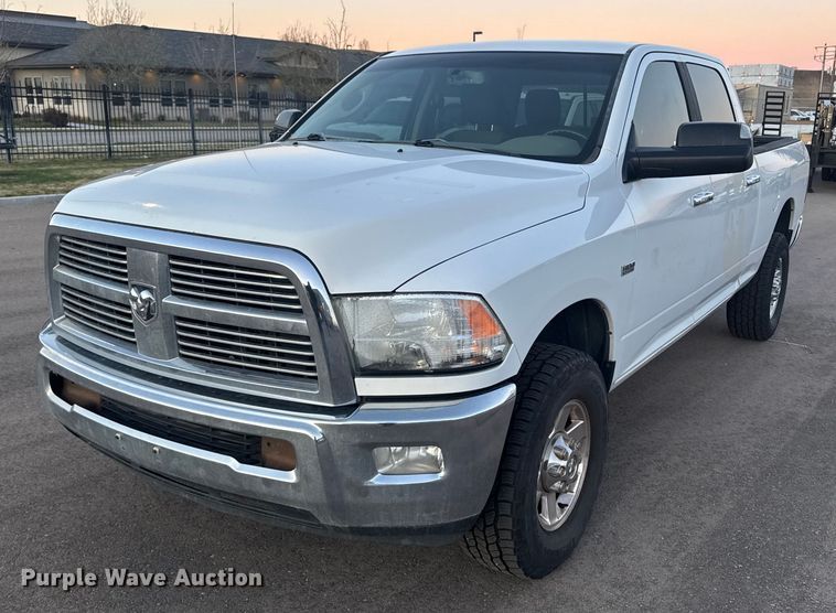 2012 Dodge Ram 2500 Crew Cab pickup truck - FB9355