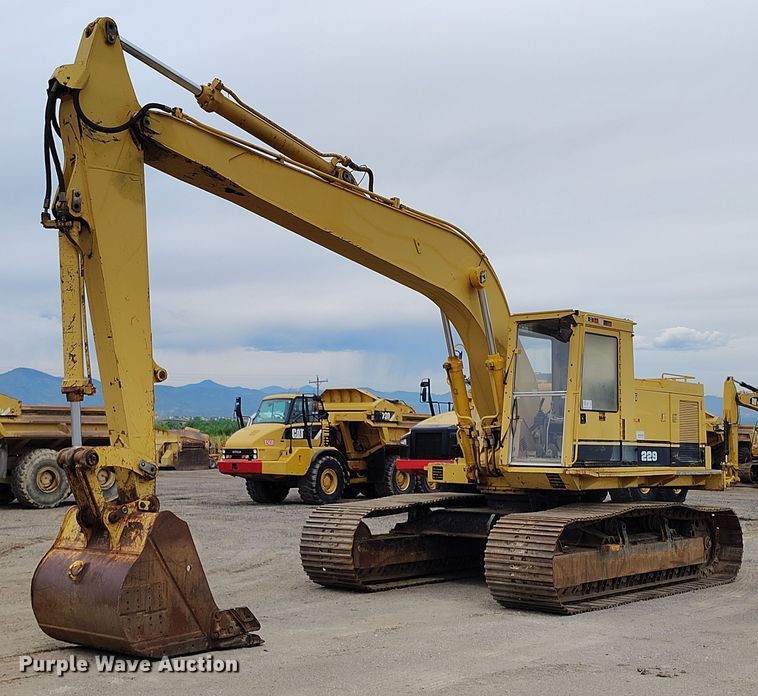 1987 Caterpillar 229 excavator - DP4986
