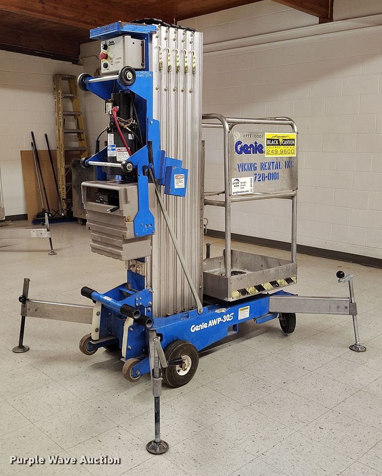 1997 Genie AWP-30S vertical lift - DP4994