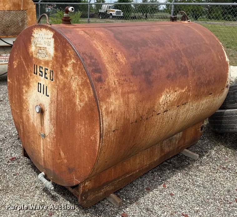 Oil tank - DR2798