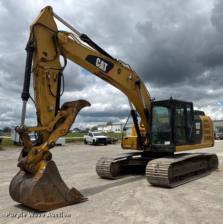 2015 Caterpillar 323FL excavator - DV4112