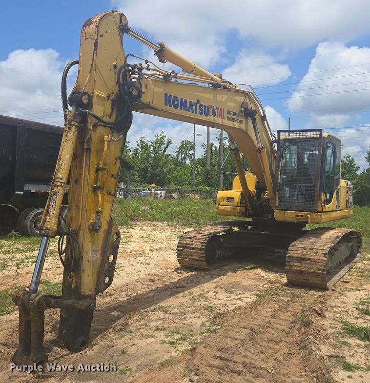 2012 Komatsu PC210LC-8 excavator - DW1990