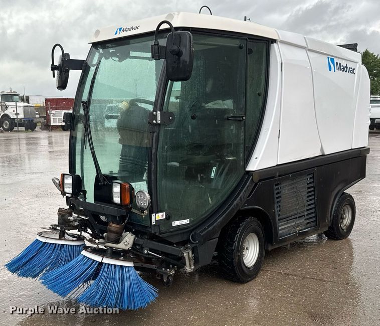 Madvac LS100 street sweeper - DY0160