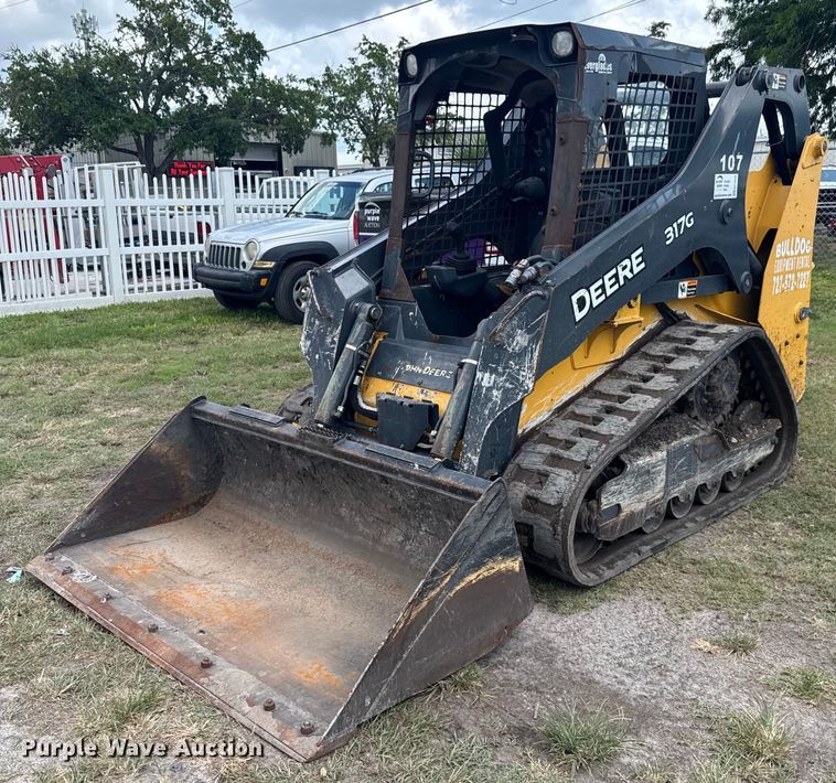 2019 John Deere 317G tracked skid steer loader - EC3639