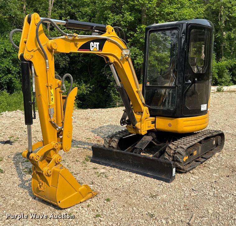 2006 Caterpillar 303CR mini excavator - EF2046