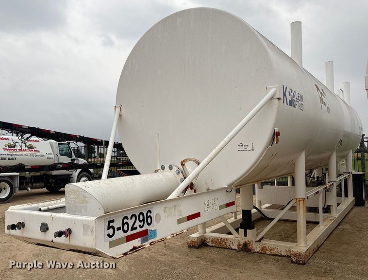 2012 Klein KPT-120 portable water trailer - EF3116