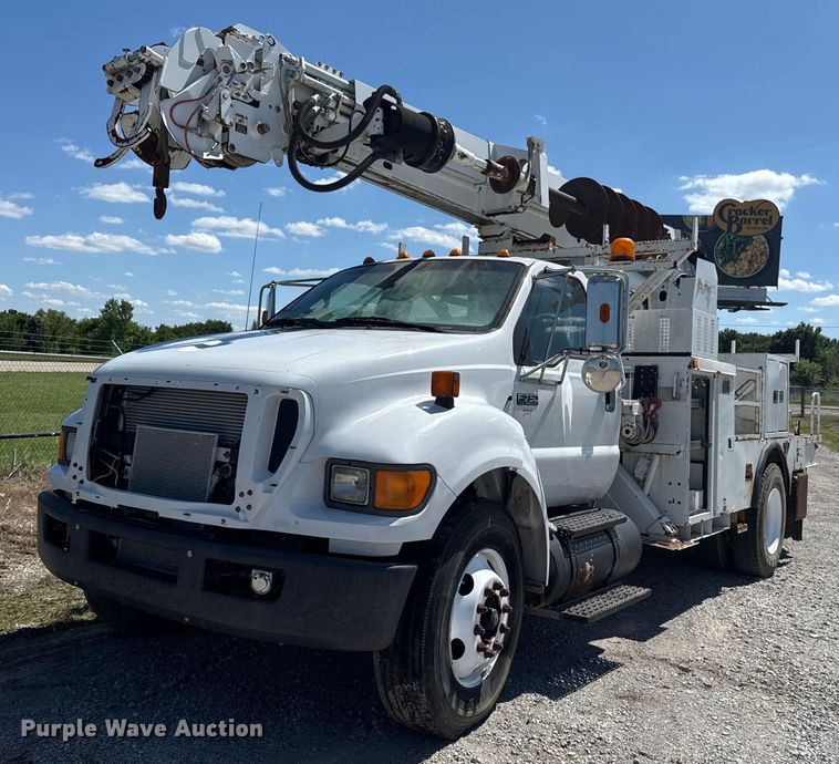 2008 Ford F750 Super Duty digger derrick truck - EG5880