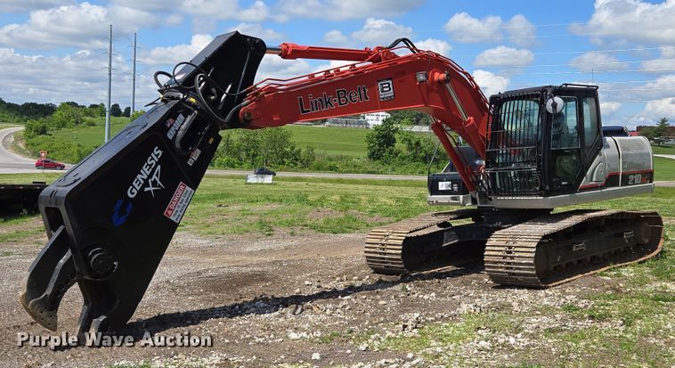2014 Link-Belt 210X3 excavator - EM7426