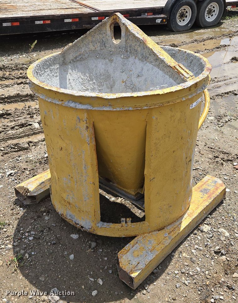 Concrete bucket - EM7437