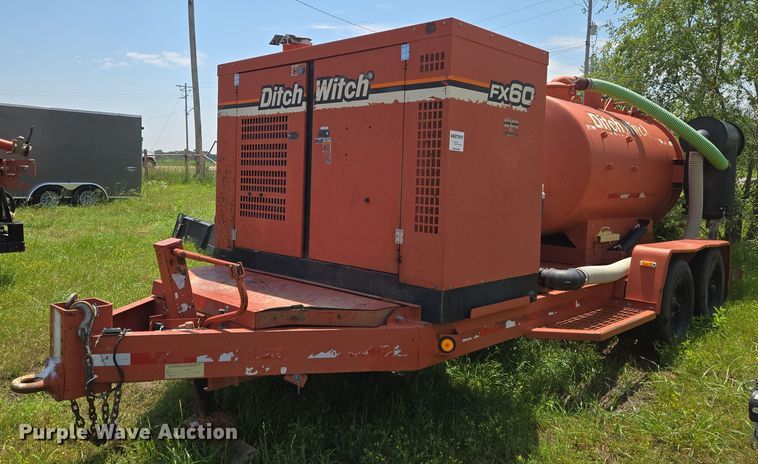 2010 Ditch Witch FX60 vacuum excavator - EN8048