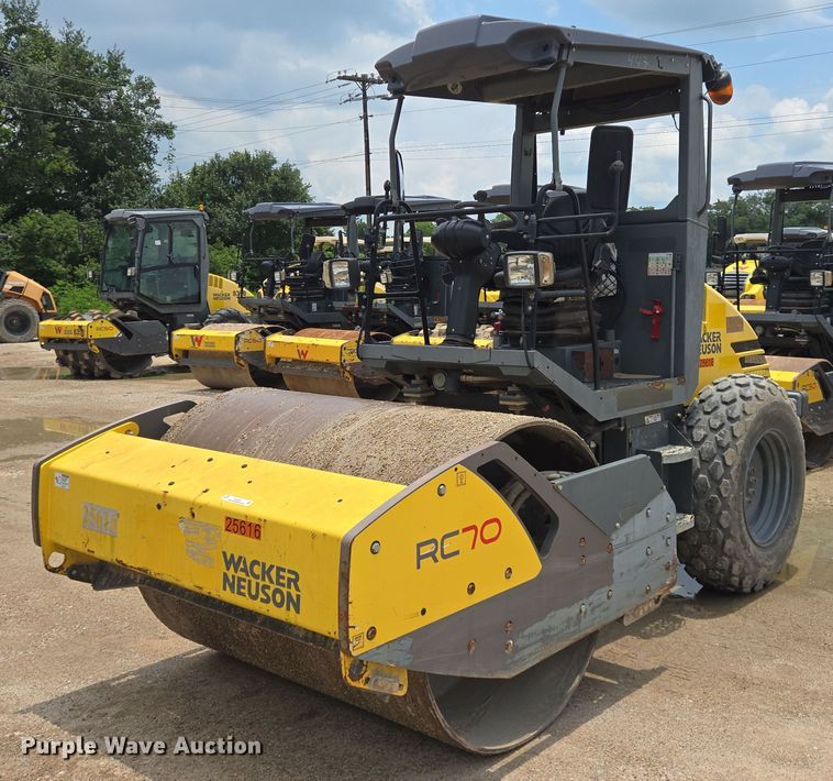 2018 Wacker Neuson RC70 single drum vibratory roller - EQ4027