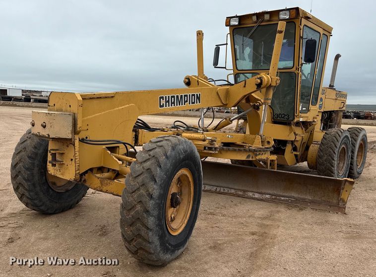 1989 Champion 740A motor grader - EQ4899