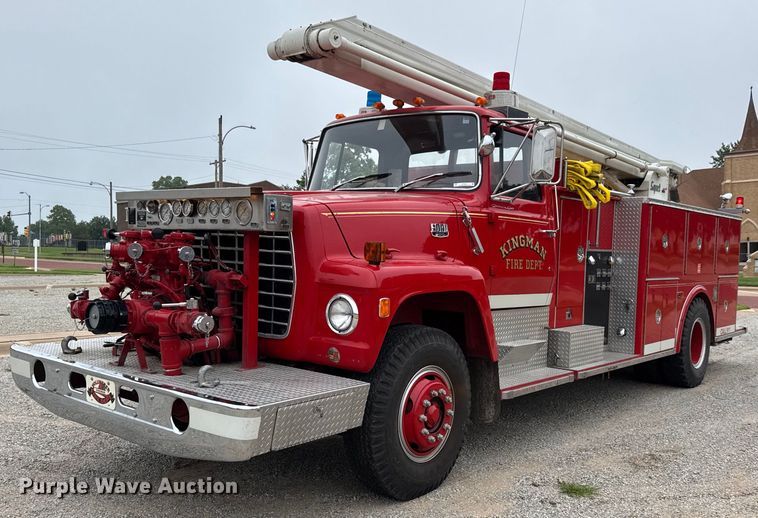 1978 Ford F800 fire truck - DY0214