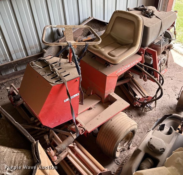 Jacobsen reel mower - DZ8494