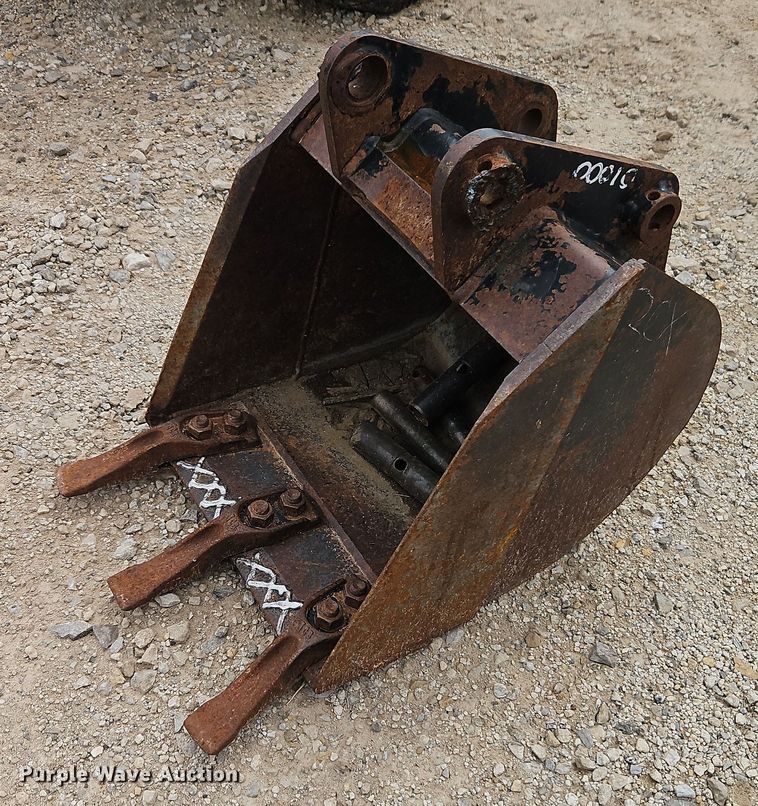 JCB excavator bucket - EB8134