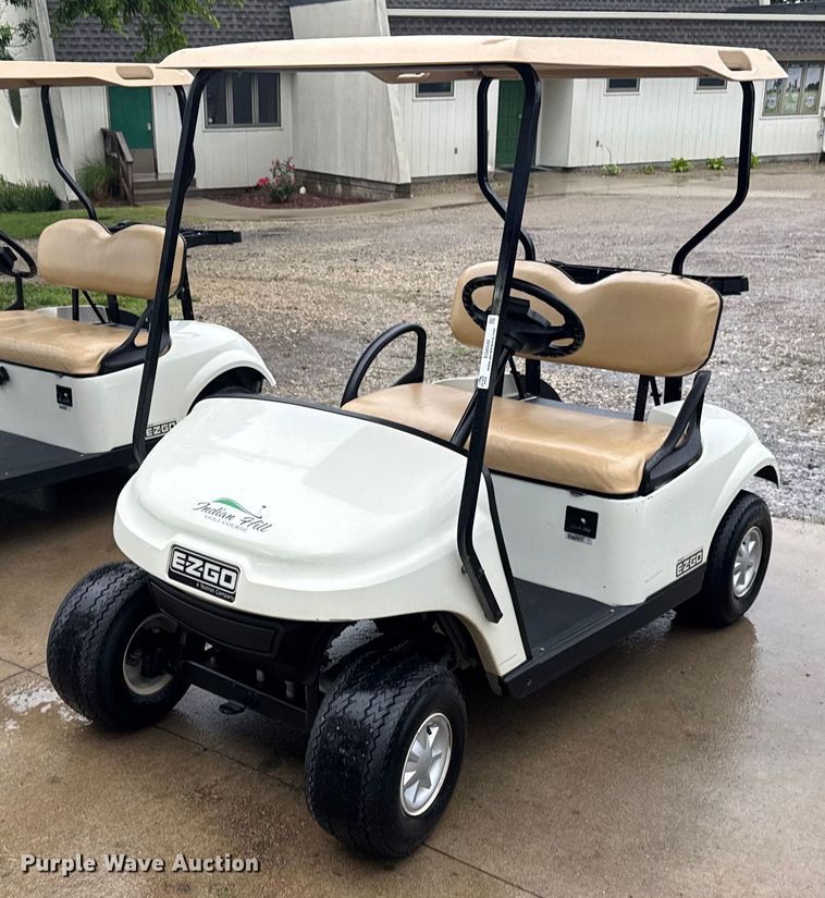 2014 E-Z-Go TXT golf cart - EG6545