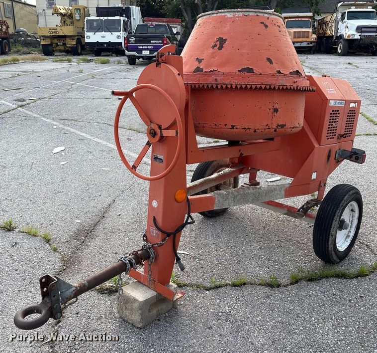 2003 Multiquip MC-92 concrete mixer - EG8529