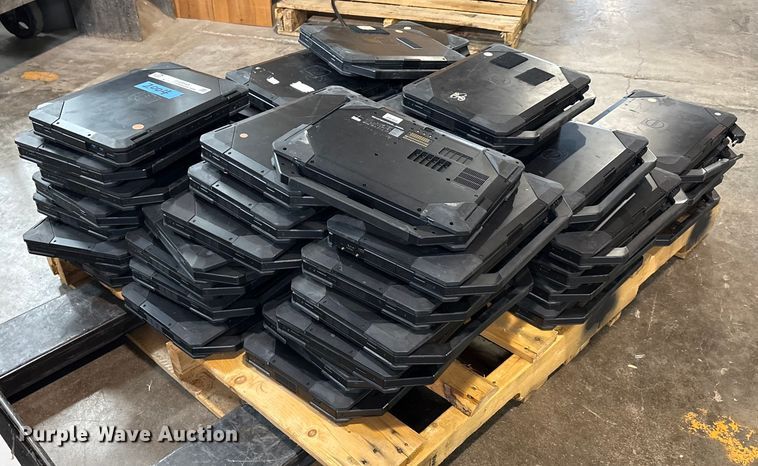 Approximately 52 Dell Latitude 5414 laptops - EG8543