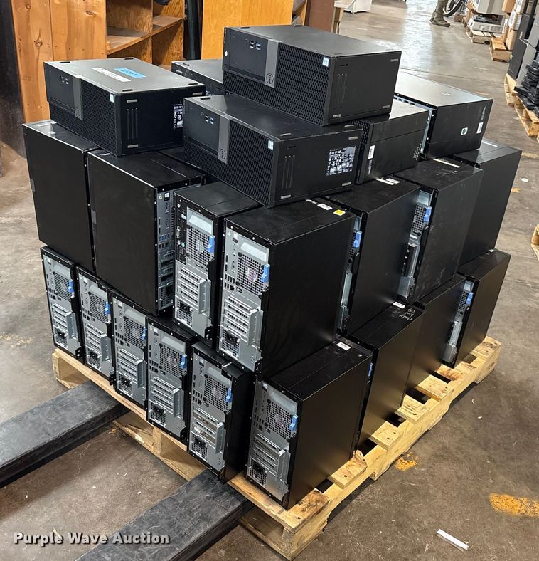Approximately 53 Dell OptiPlex desktops - EG8545