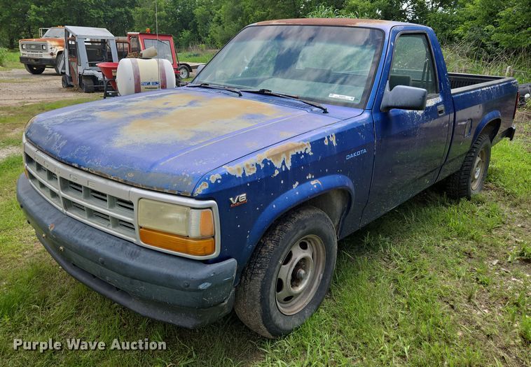 1996 Dodge Dakota pickup truck - EN8052