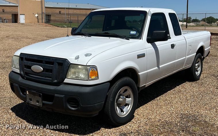 2009 Ford Ranger SuperCab pickup truck - EX9274