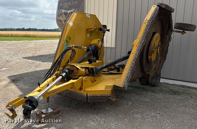 Bush Whacker ST-180 Elite batwing rotary mower - DZ4129