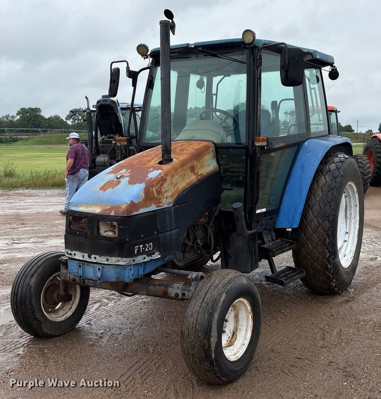 1998 New Holland 7635 tractor - EM2641