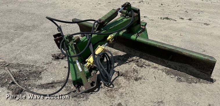John Deere 108" W blade - EQ4897