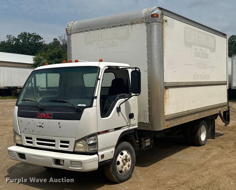 2006 GMC W4500 box truck - DU9798