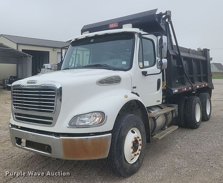 2005 Freightliner Business Class M2 dump truck - DW7038