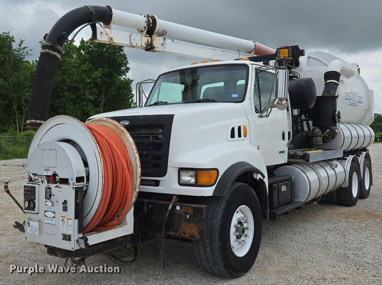 2002 Sterling L-Line sewer jetter truck - ED2045