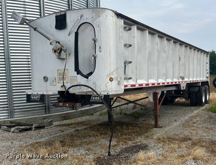 2000 East end dump trailer - EK8233