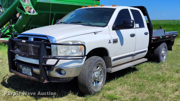 2007 Dodge Ram 2500 Quad Cab bale bed pickup truck - DP5011