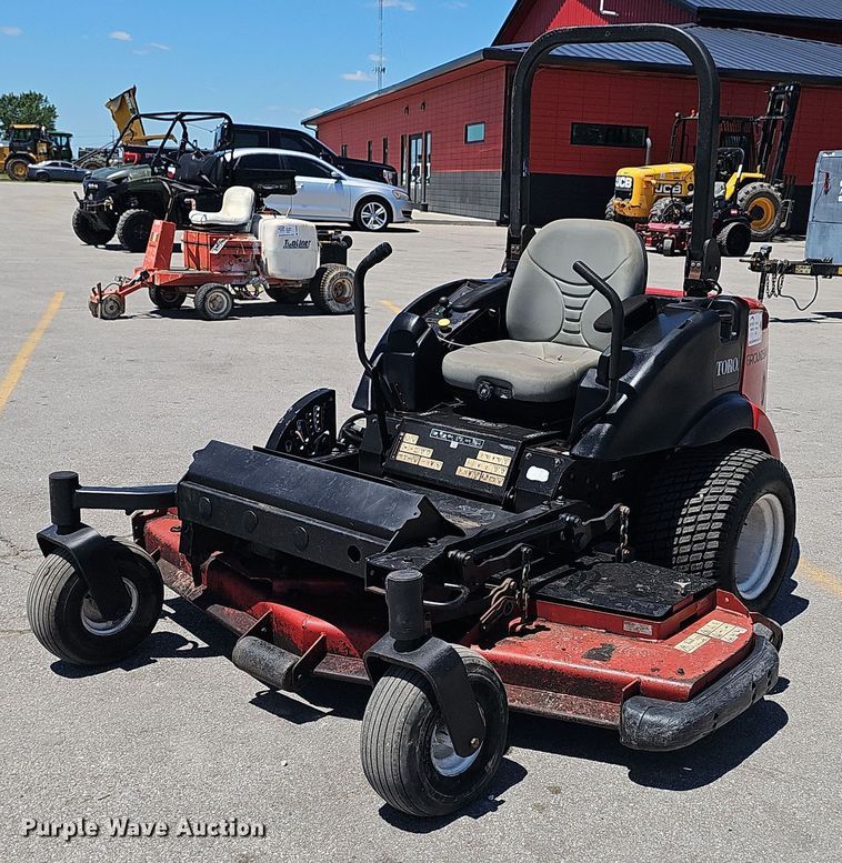 Toro Groundsmaster 7200 ZTR lawn mower - DR3828