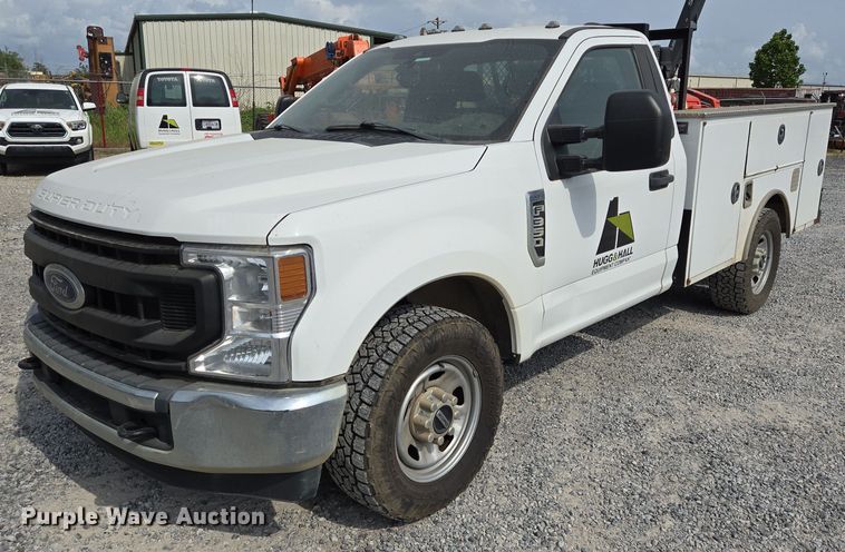 2021 Ford F350 Super Duty utility bed pickup truck - DT4828