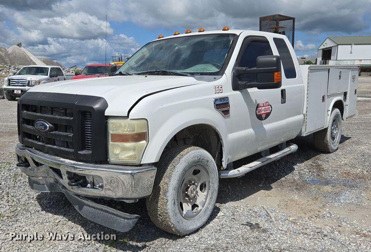 2009 Ford F350 Super Duty XL SuperCab utility bed pickup truck - DW7087