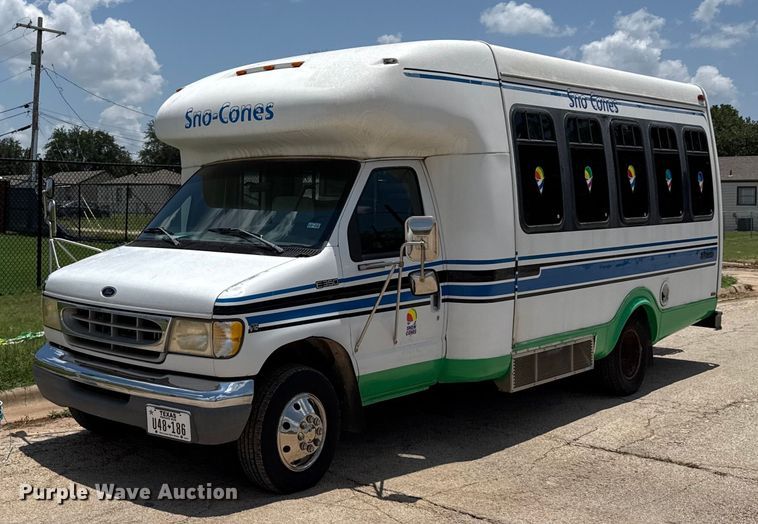 1998 Ford E350 food truck - DX5526