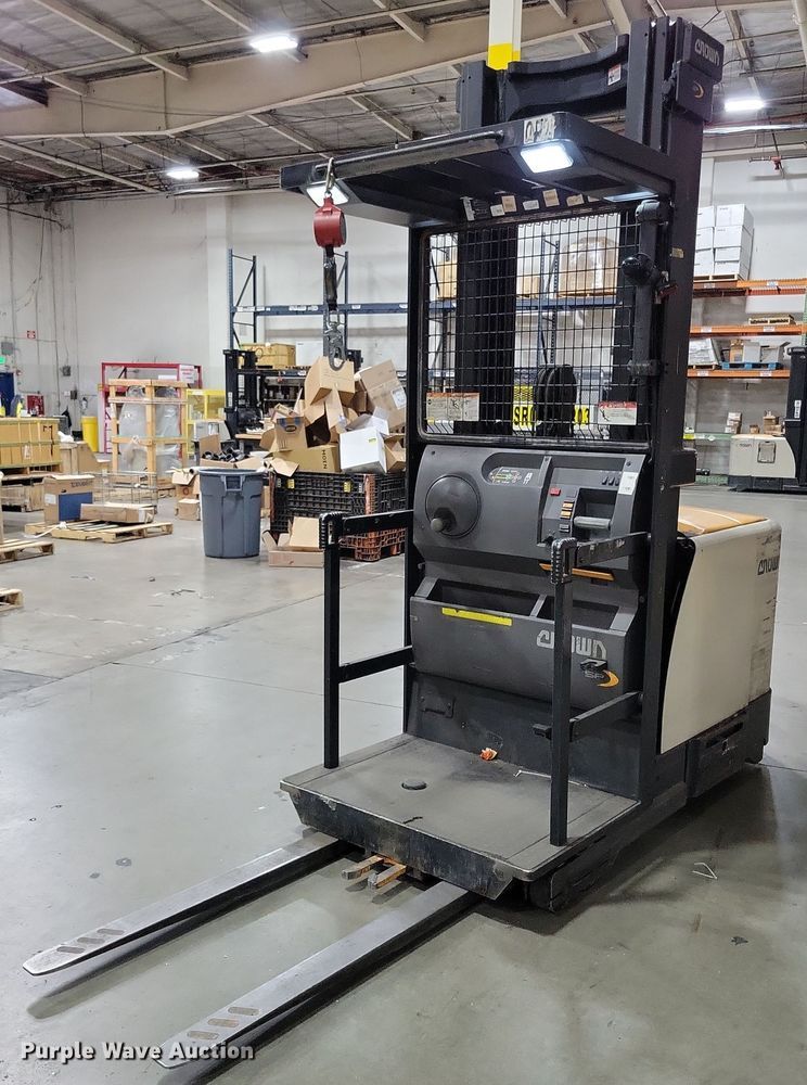 2015 Crown SP 4000 order picker - DX7022