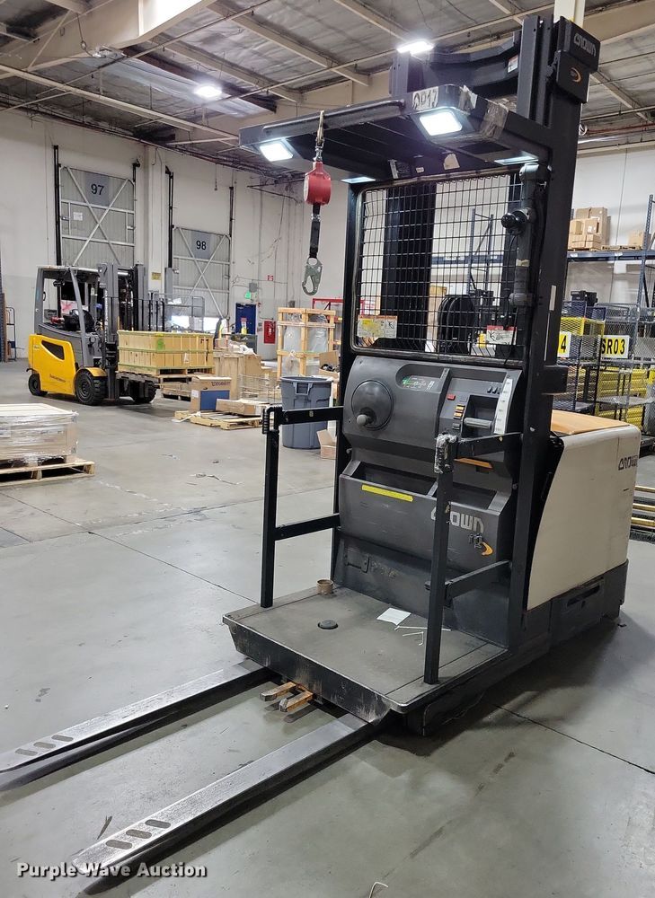 2015 Crown SP 4000 order picker - DX7023
